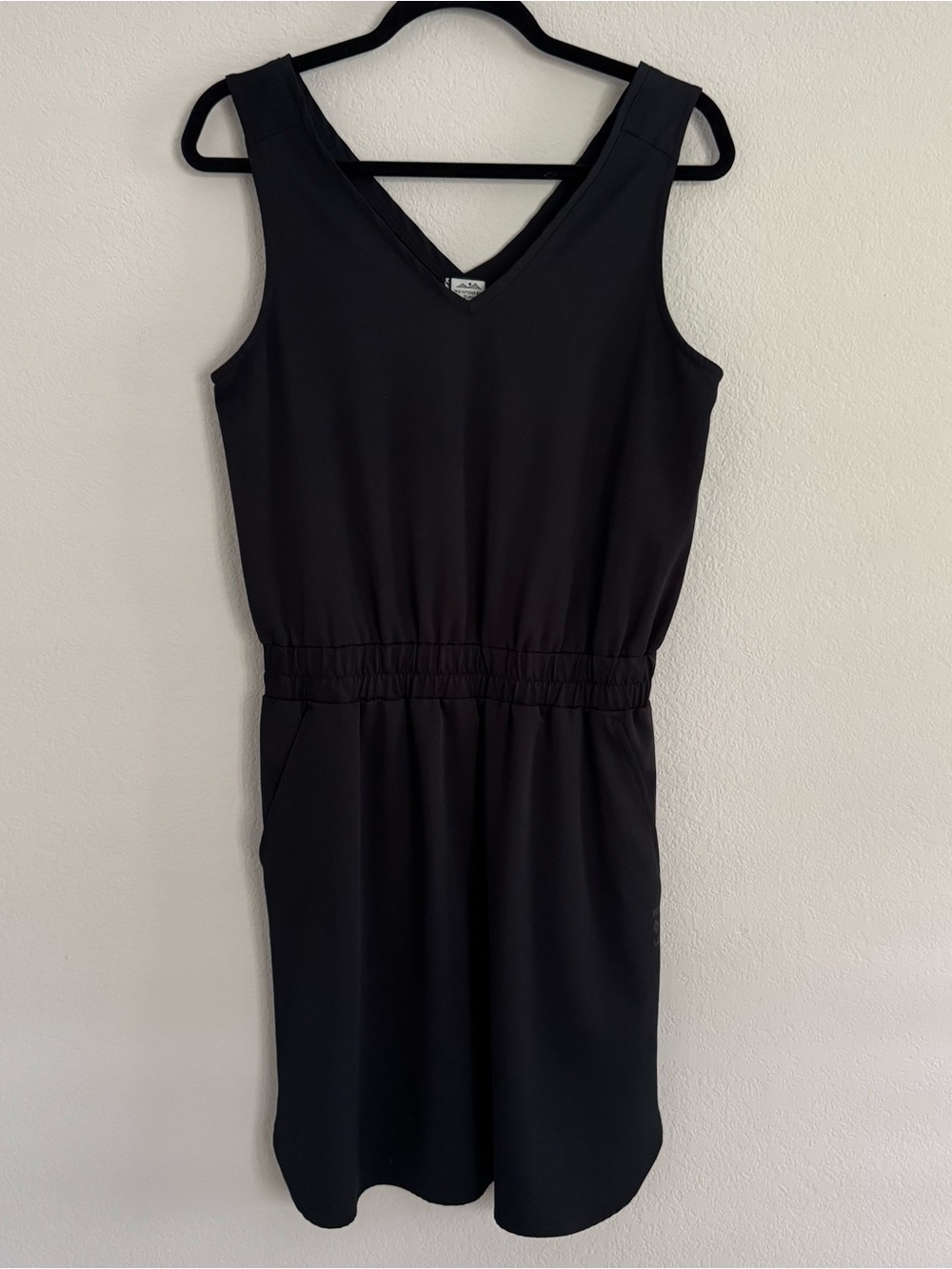 Kavu Ensenada Black Sleeveless Active Dress Size Small Elastic Waist Pockets